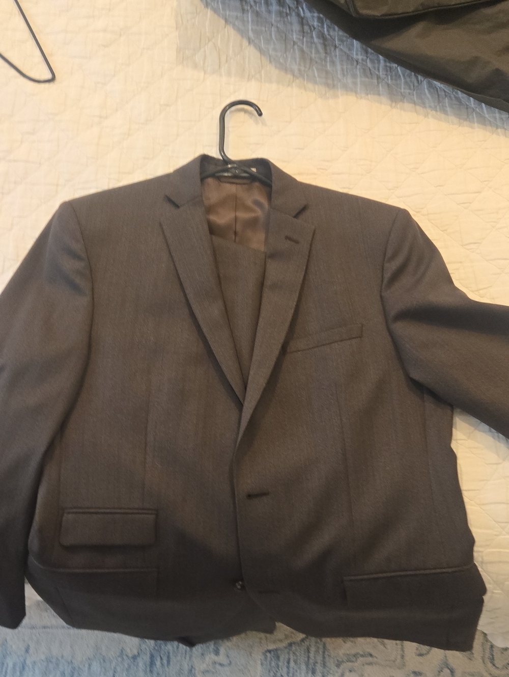 Classic Men's Gray Two-Button Suit Jacket